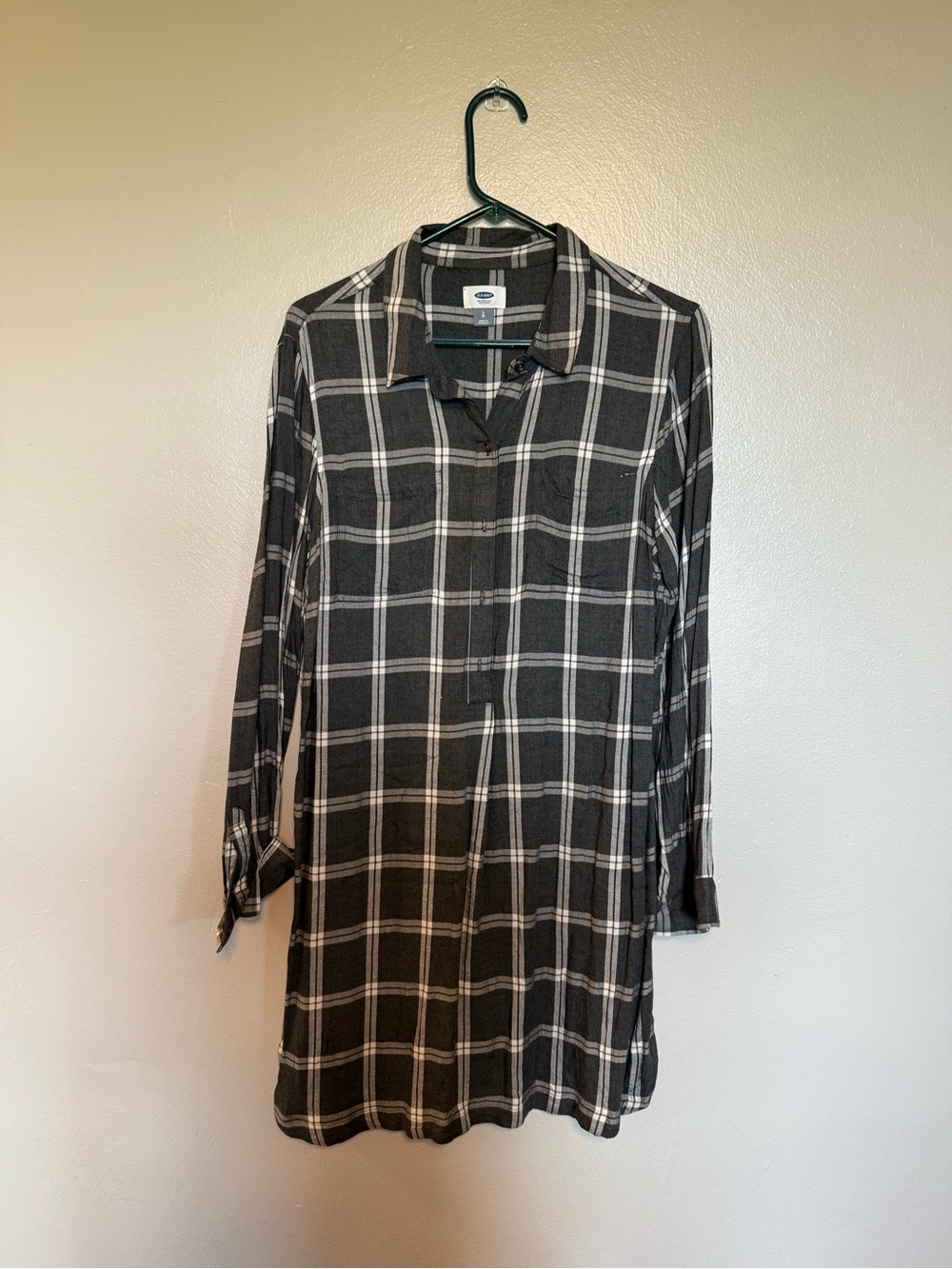 Old Navy Black and White Plaid Midi Shirt Dress